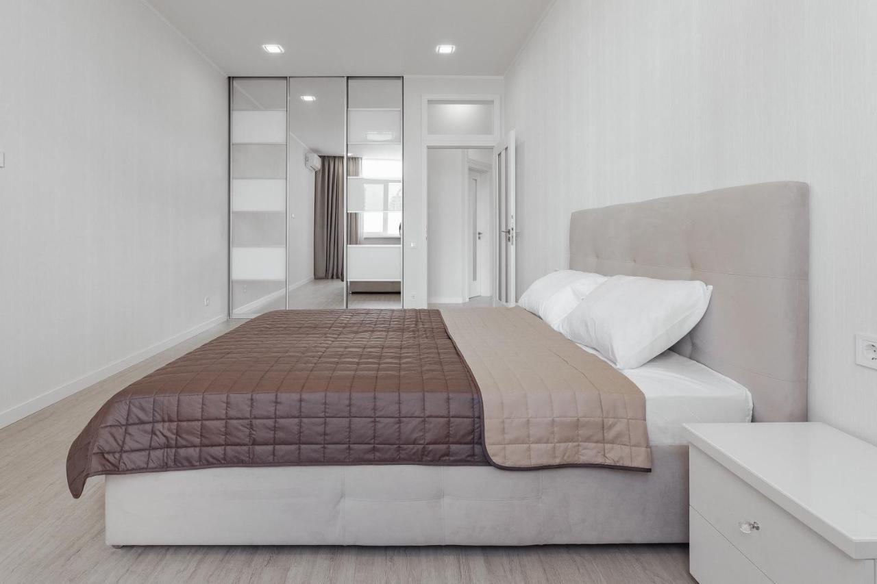 Prestige Plaza Apartments オデッサ エクステリア 写真